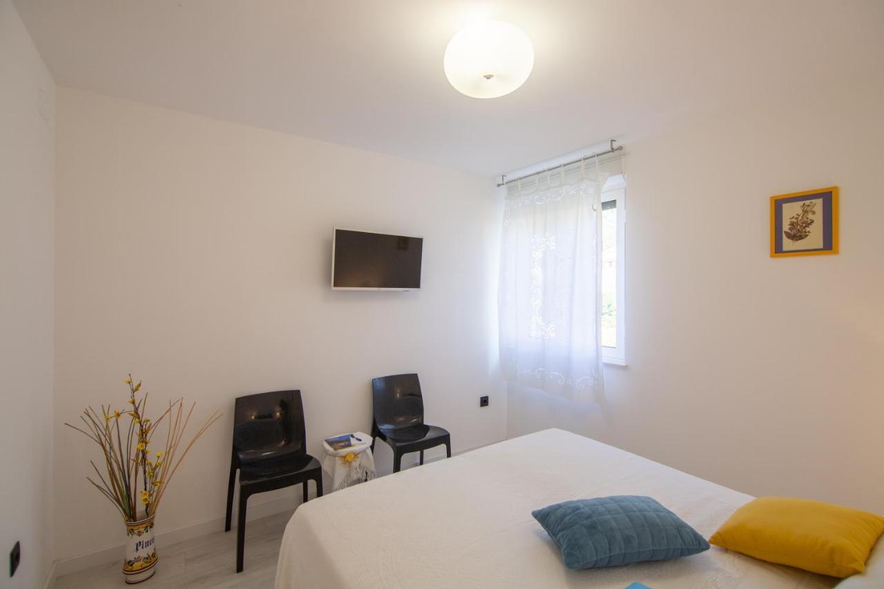 Apartments Nona Draga Komiža Dış mekan fotoğraf
